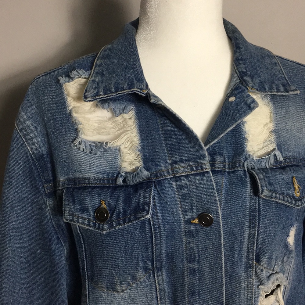 Love Tree Distressed Ripped Frayed Blue Denim Button Down Shirt Jacket - Picture 2 of 7